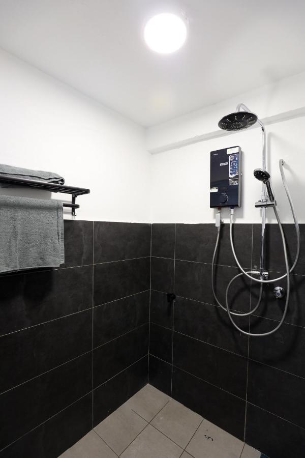 Cozy Homestay With Karaoke System & Pool Table كوالالمبور المظهر الخارجي الصورة